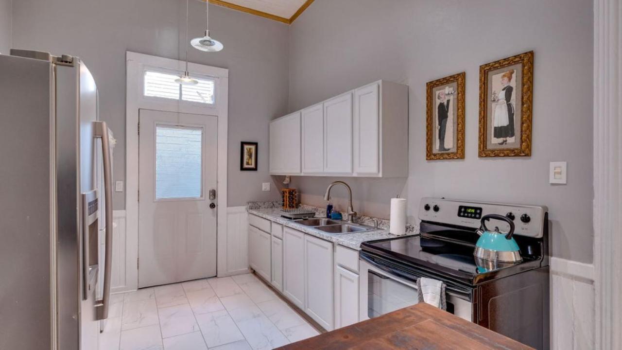 Elegant 2 Bed Directly On Forsyth Park Leilighet Savannah Eksteriør bilde