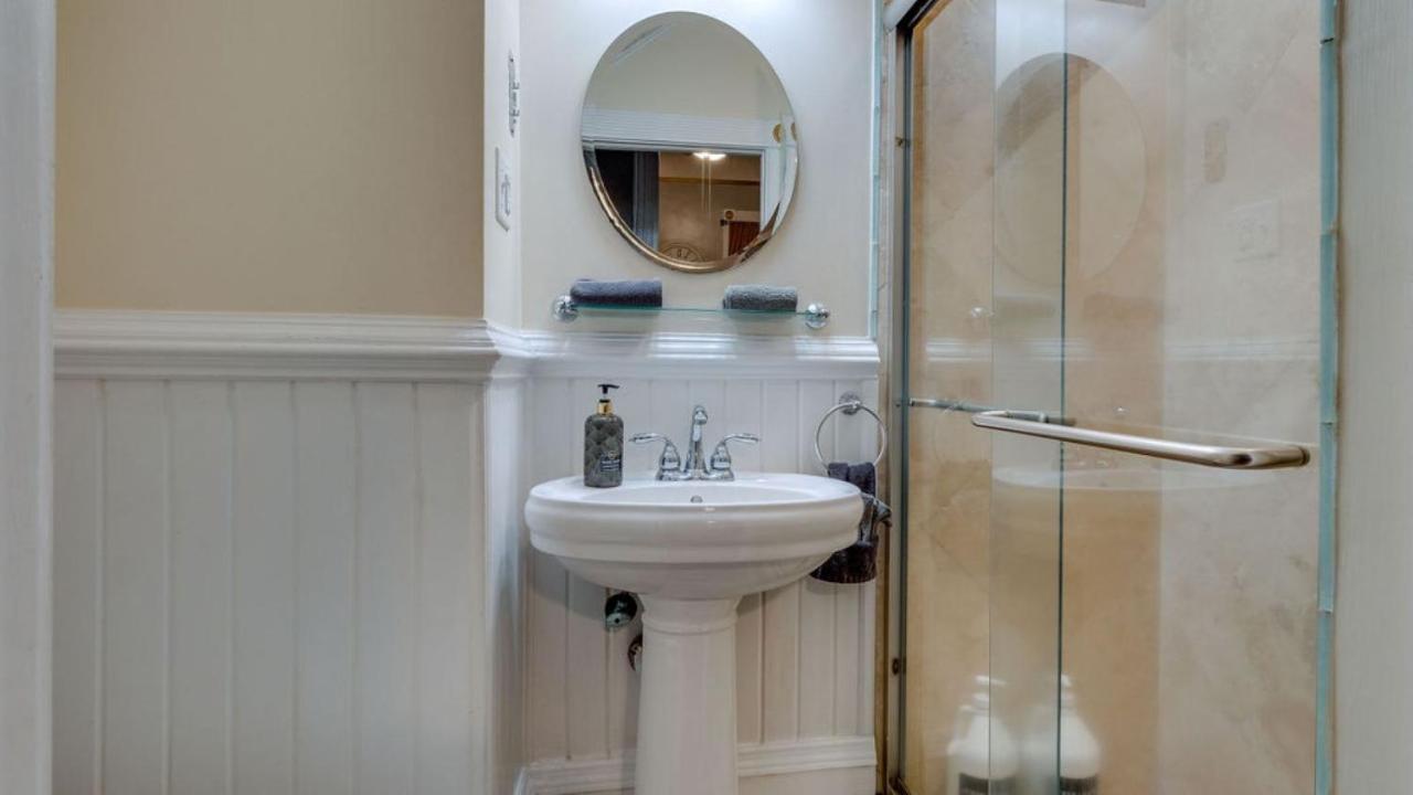 Elegant 2 Bed Directly On Forsyth Park Leilighet Savannah Eksteriør bilde